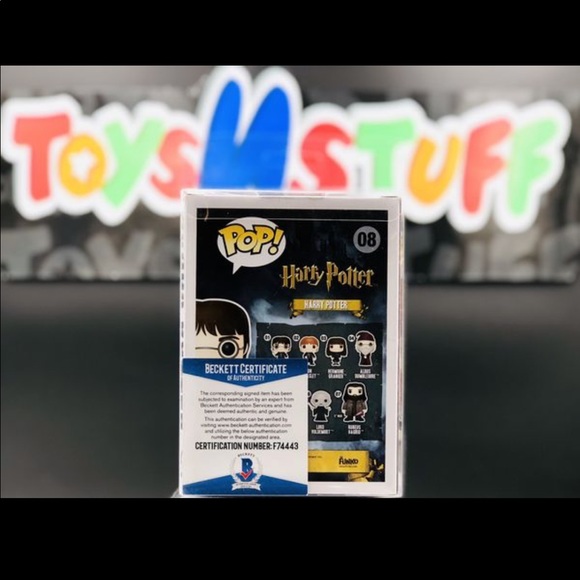 Autographed Harry Potter #8 Funko Pop! - Picture 3 of 3
